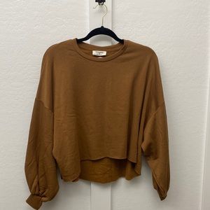 Zenana Outfitters Balloon Sleeve Cropped Sweatshirt size M